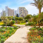 T2 Club Amarílis -