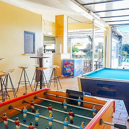 T2 Club Amarílis - *